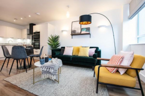 City Centre - Free Parking - Stylish 2 bedroom apartment